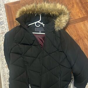 Tommy Hilfiger Black Puffer Jacket with Fur Hood -Large